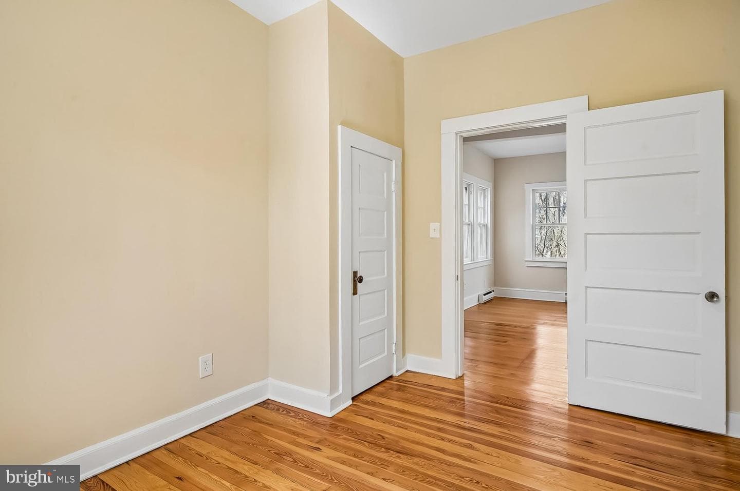 901 Walnut Avenue photo 11