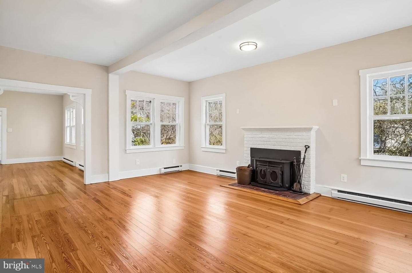 901 Walnut Avenue photo 34