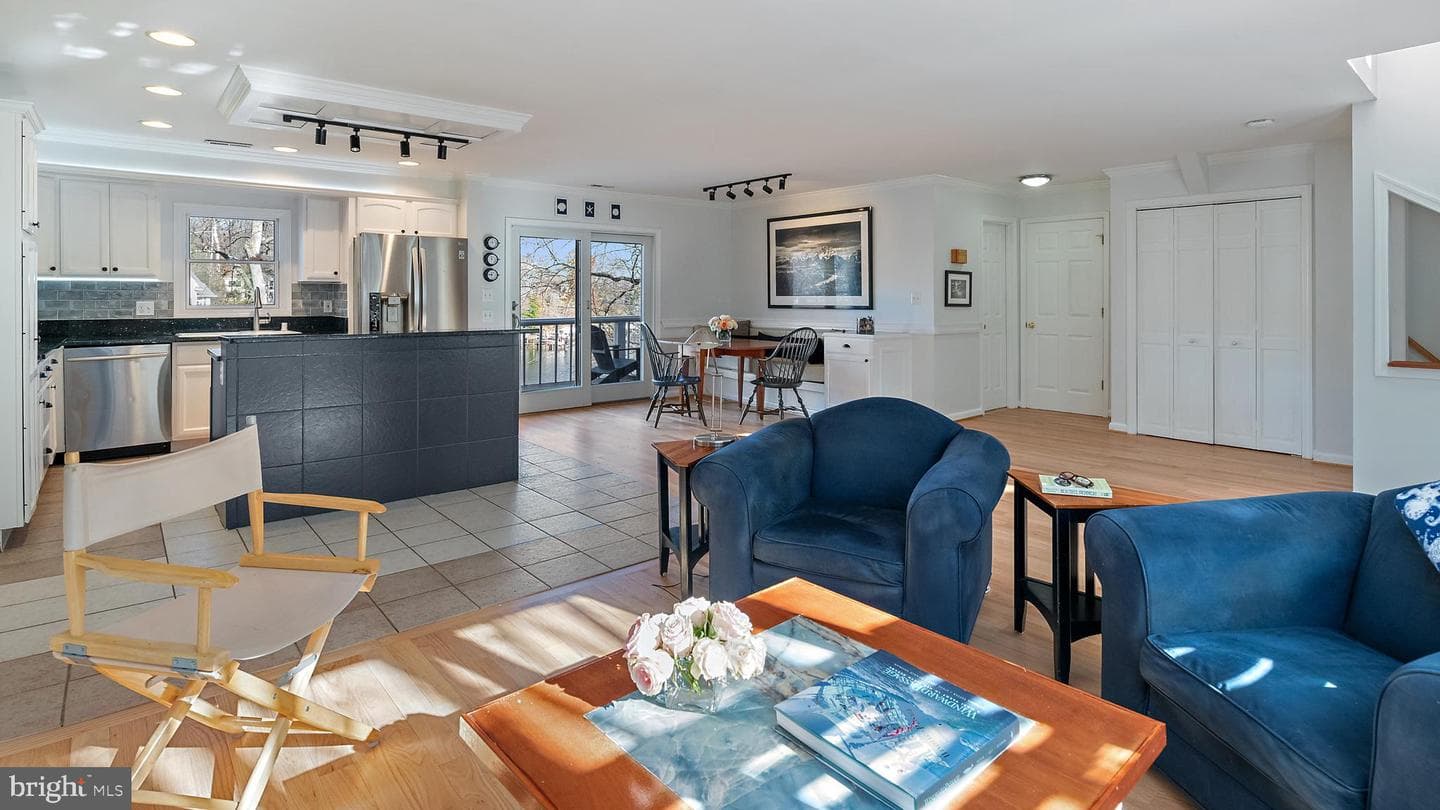 1812 Shore Drive photo 13