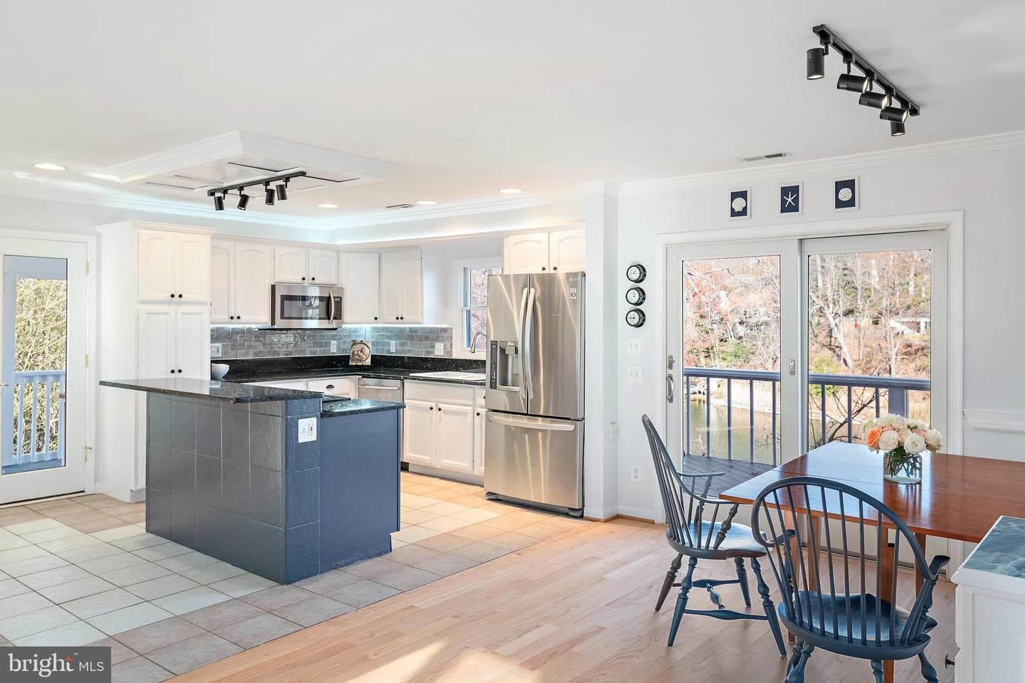1812 Shore Drive photo 16