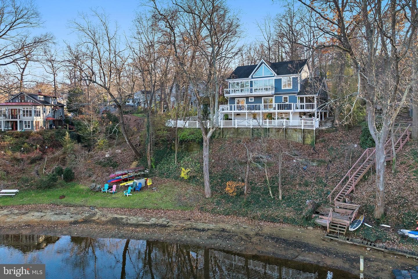 1812 Shore Drive photo 6