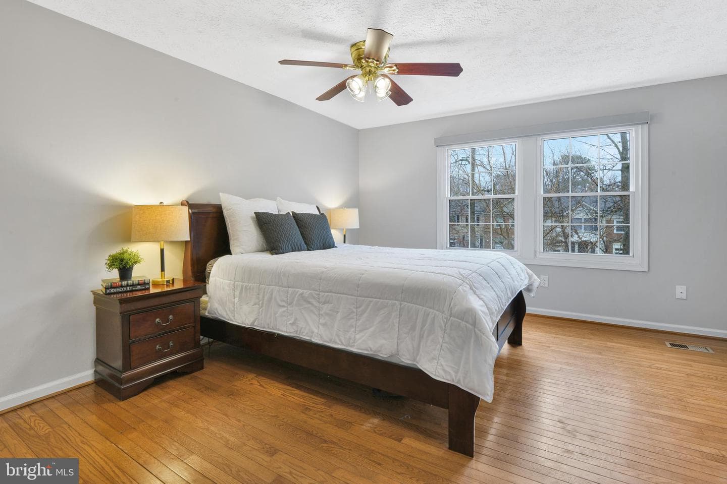 873 Chestnutview Court photo 10