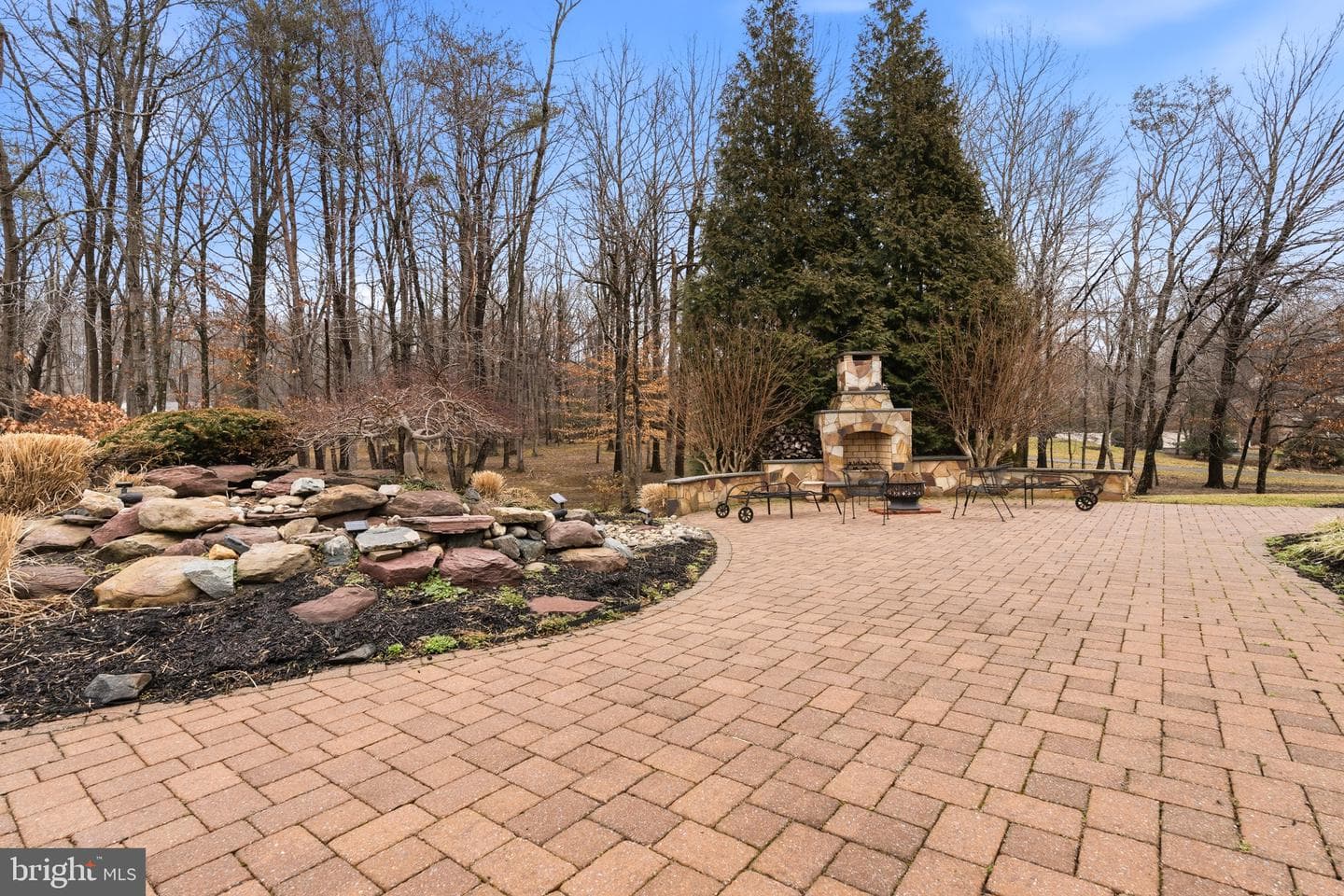 1706 Byfield Court photo 34