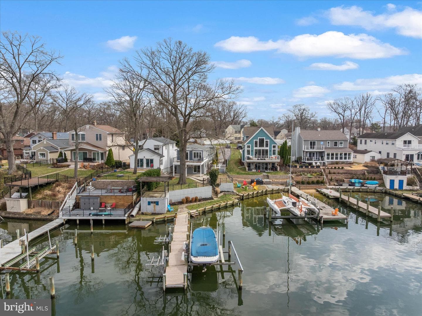 306 Riverside Drive photo 12