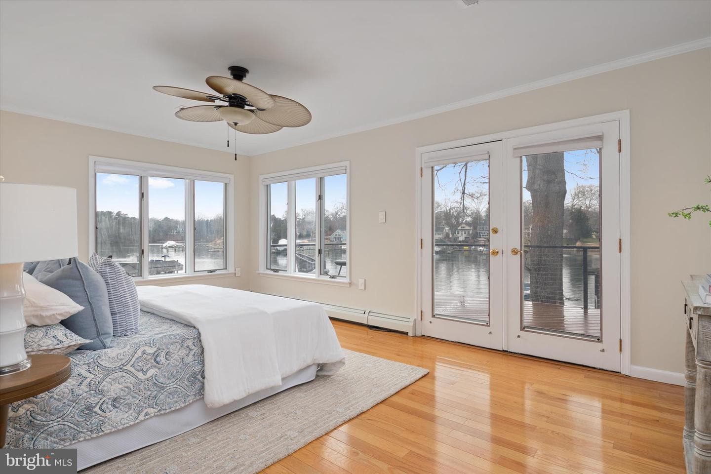306 Riverside Drive photo 35