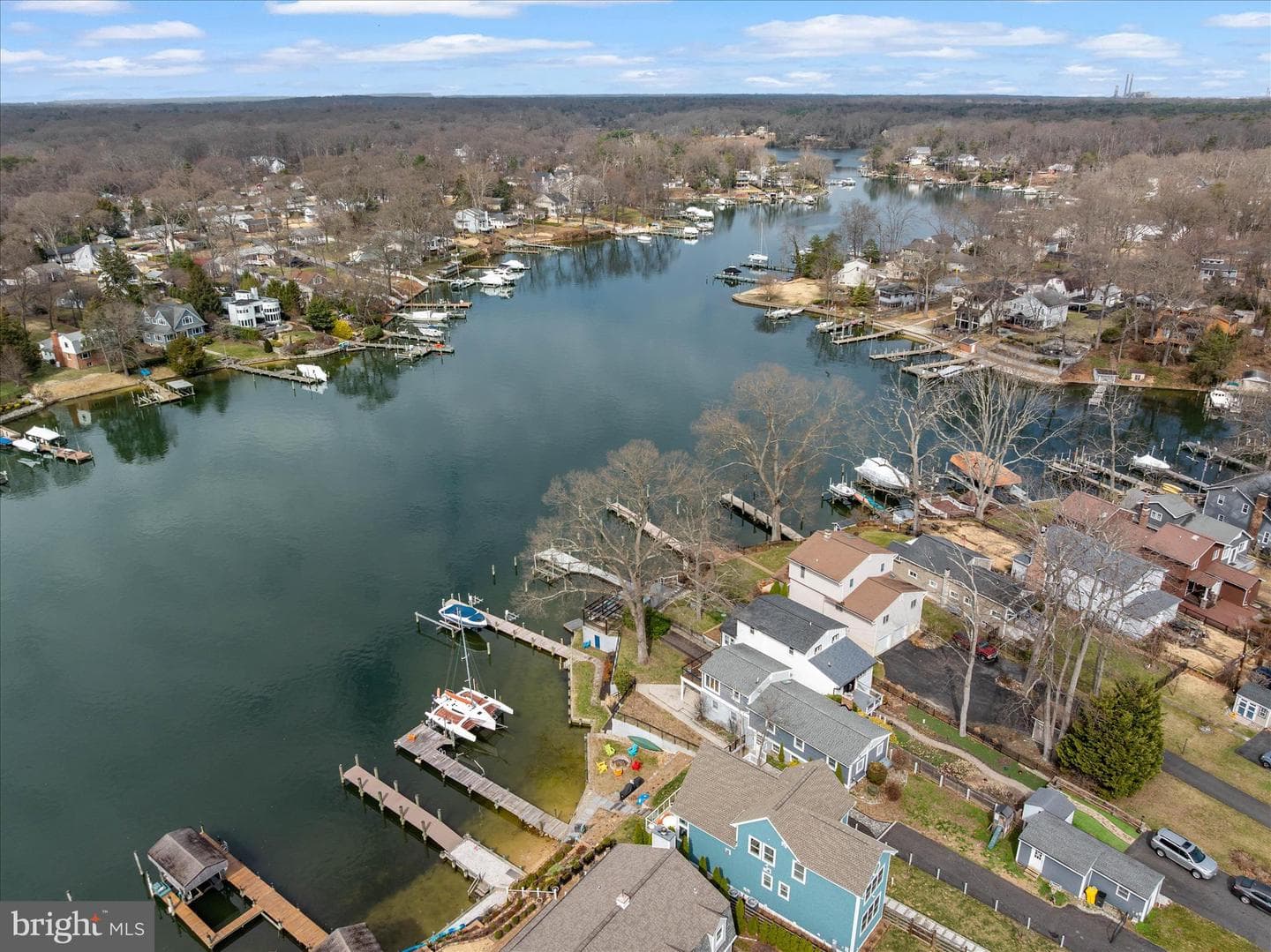 306 Riverside Drive photo 8