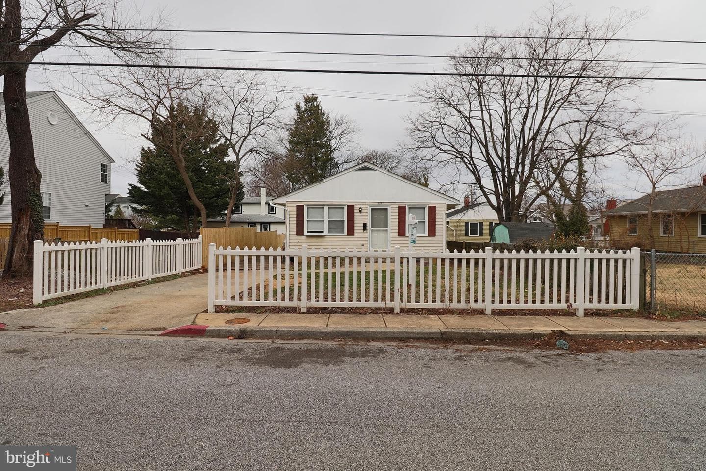 1014 Wells Avenue photo 22