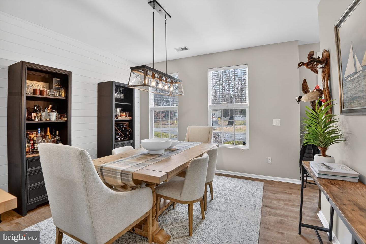1409 James Way photo 4