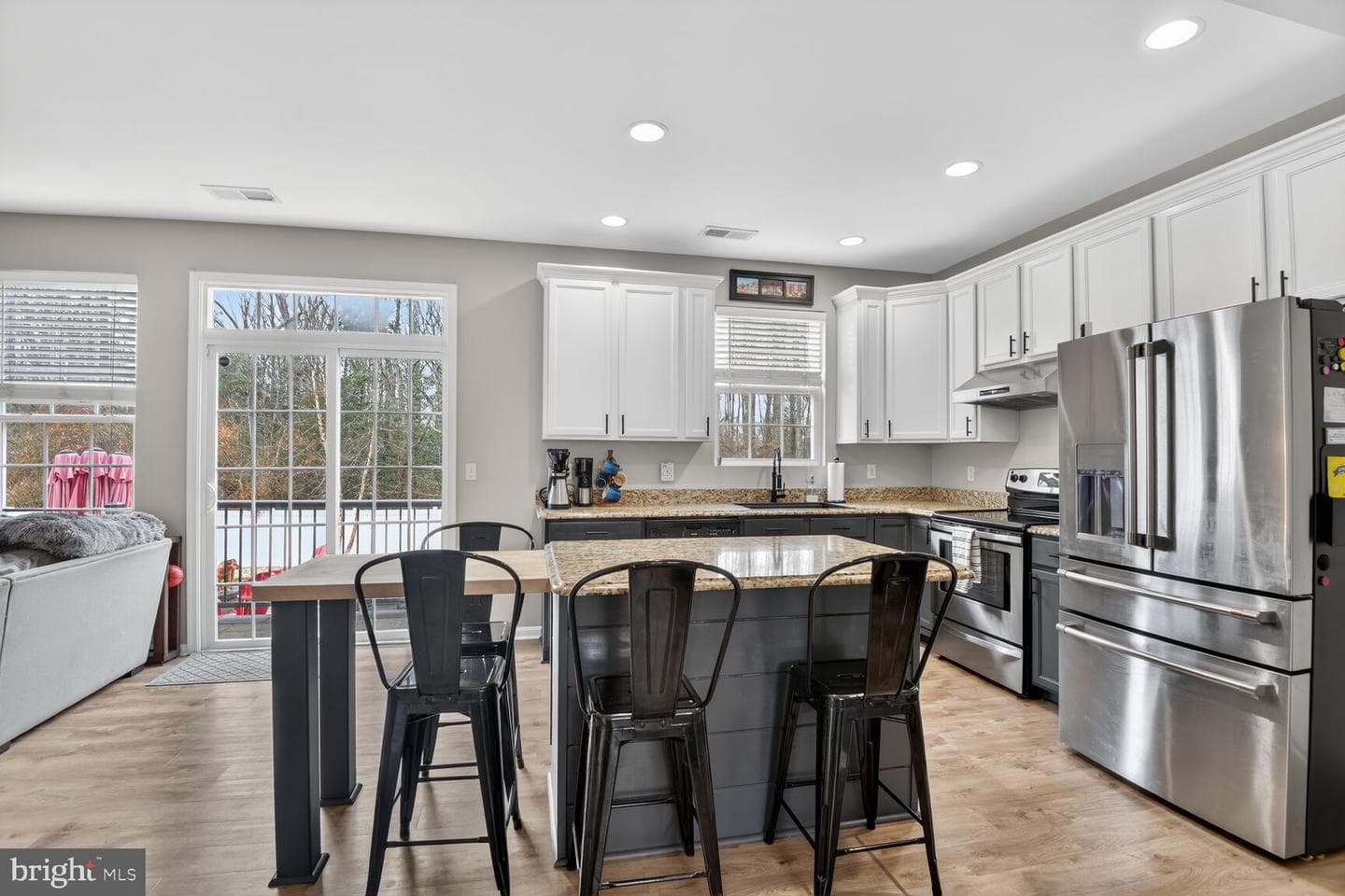 1409 James Way photo 5