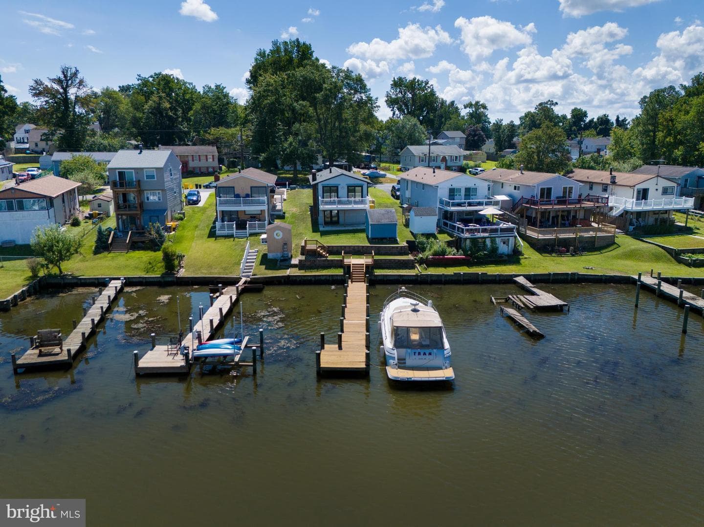 802 Waterview Drive photo 11