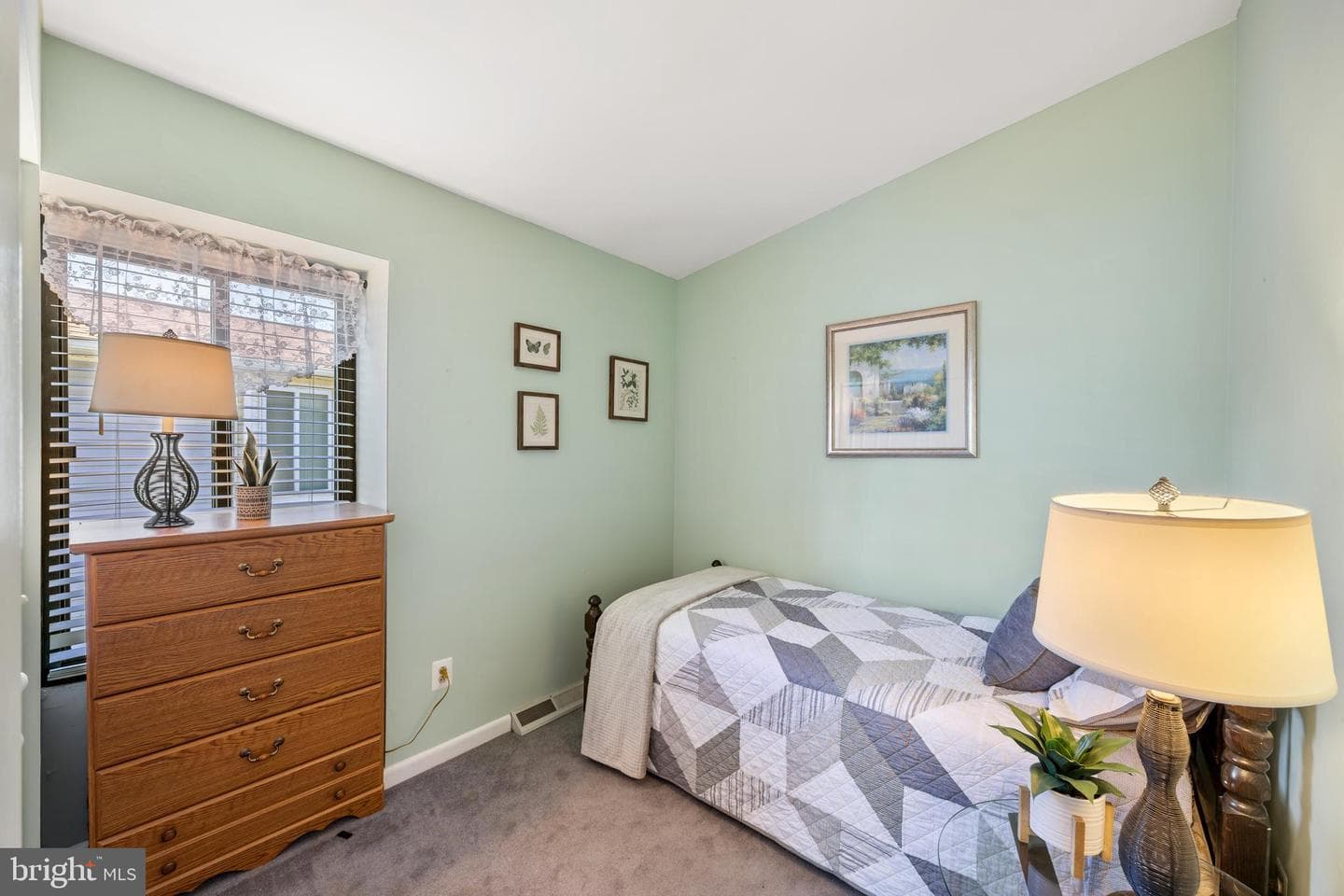 802 Waterview Drive photo 41