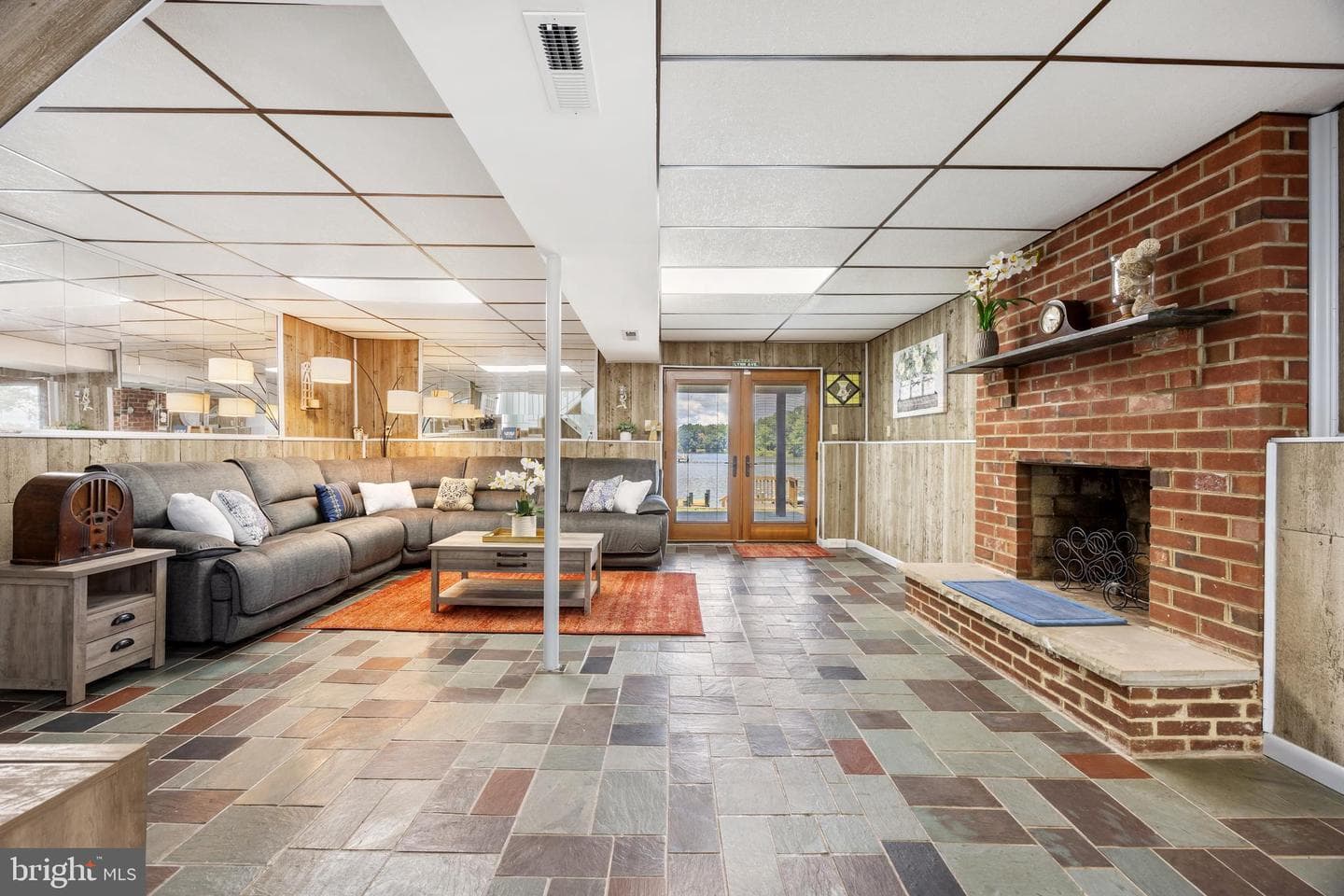 802 Waterview Drive photo 45