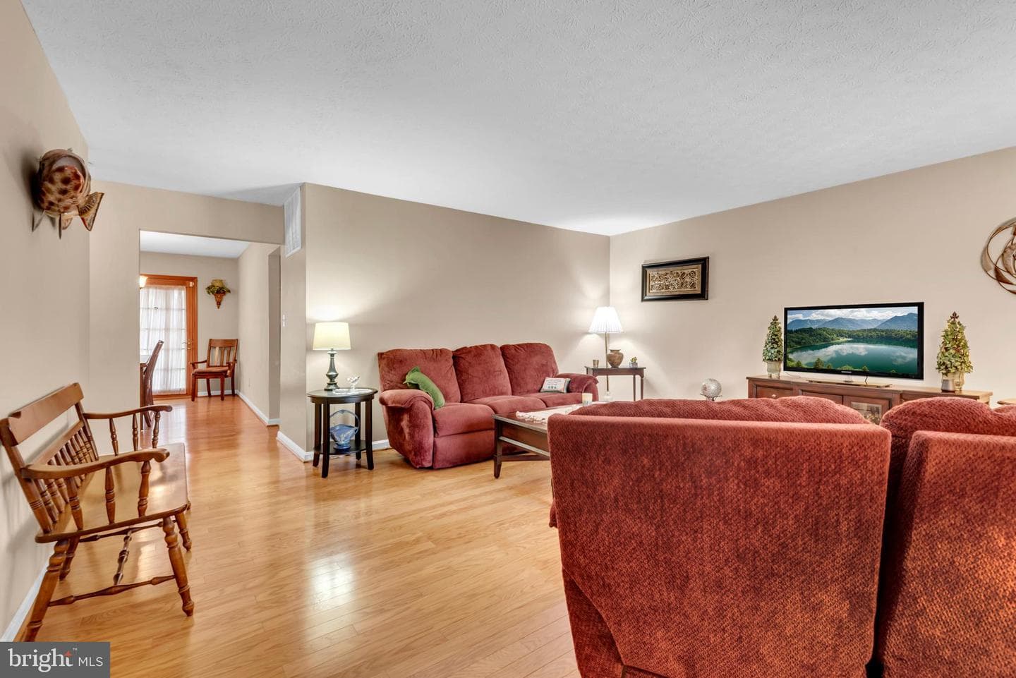8205 Grassland Road photo 5