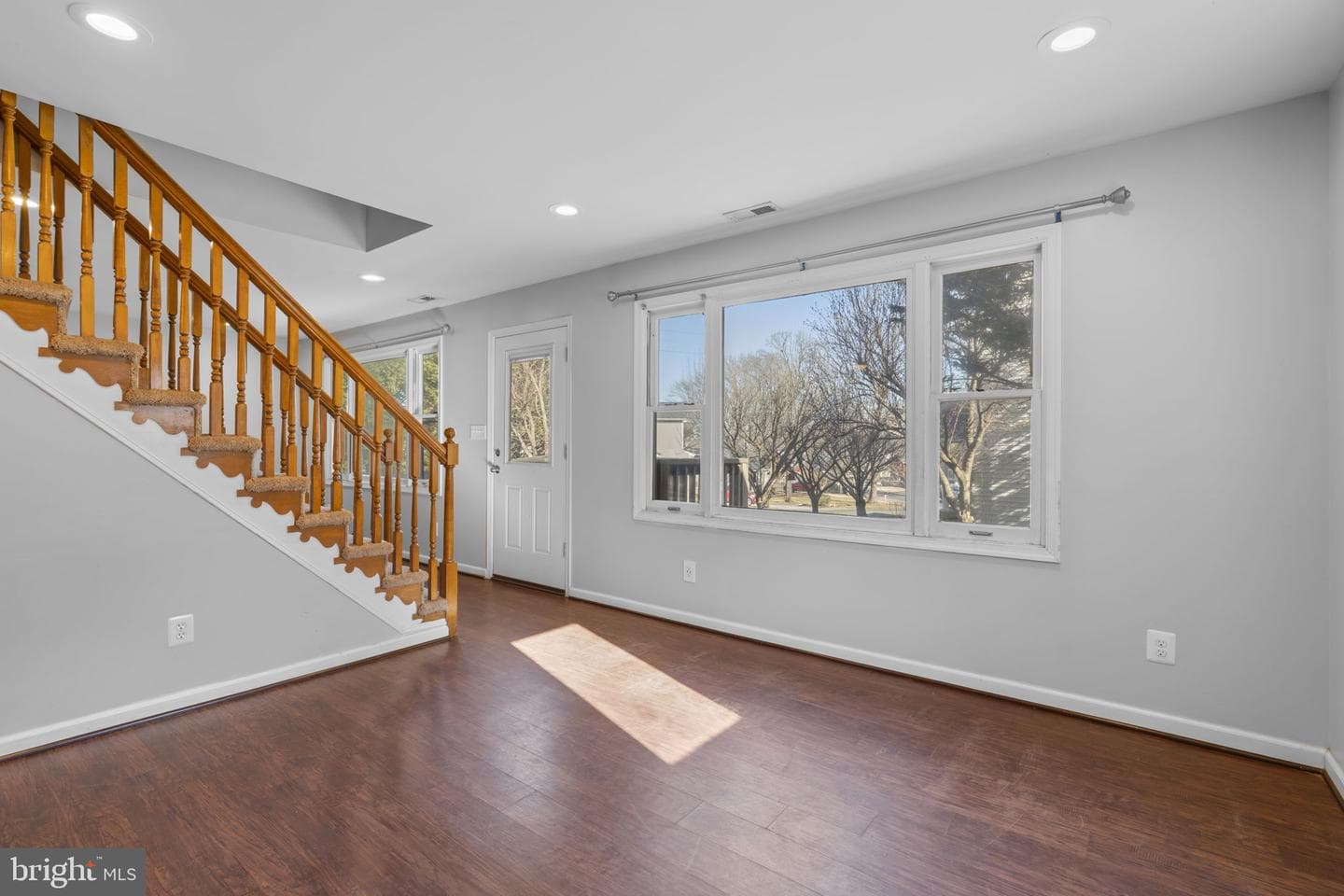 319 Alameda Parkway photo 3