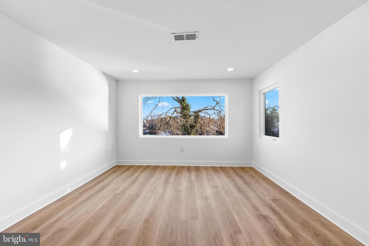 42 Johnson Road photo 36