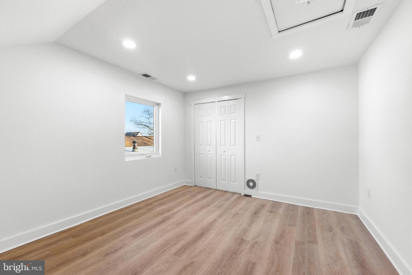 42 Johnson Road photo 43