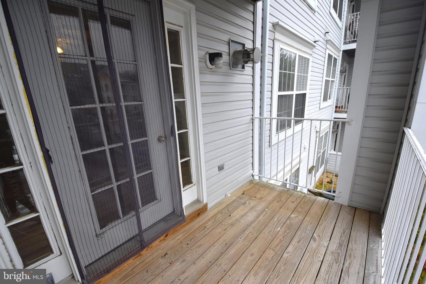 2002 Phillips Terrace #6 photo 16