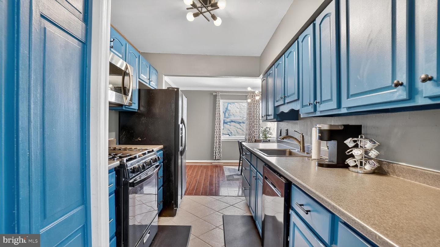 480 Worthington Road photo 11