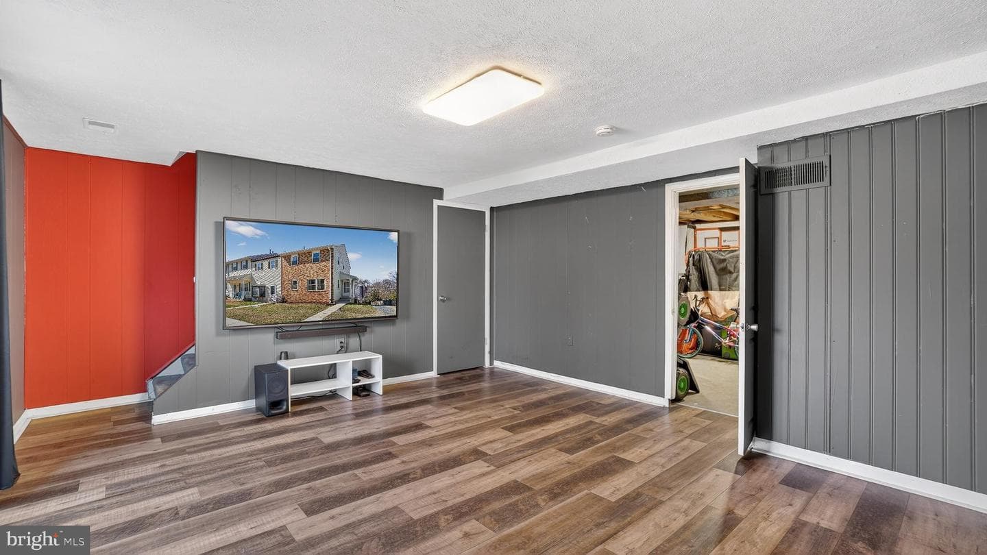 480 Worthington Road photo 33