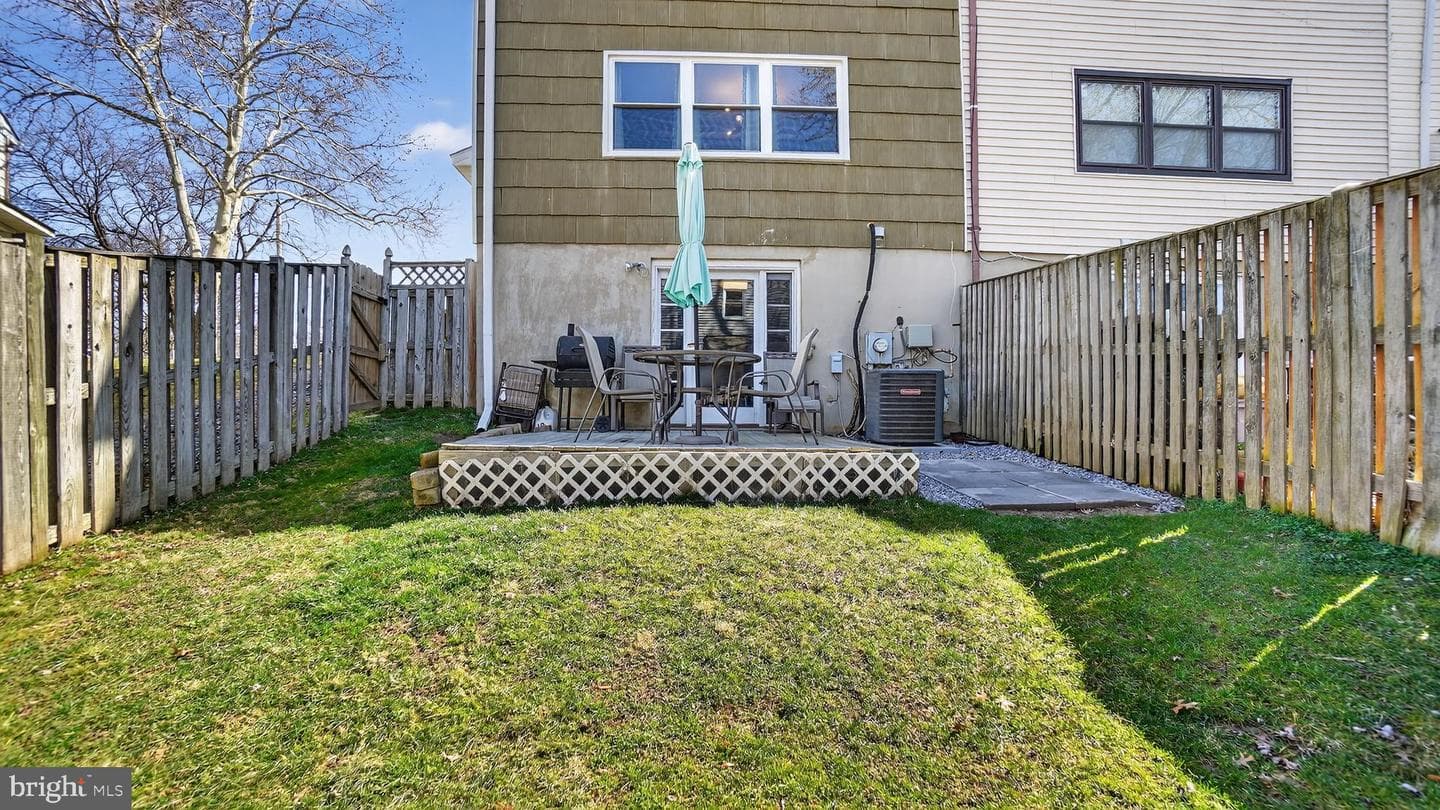 480 Worthington Road photo 39