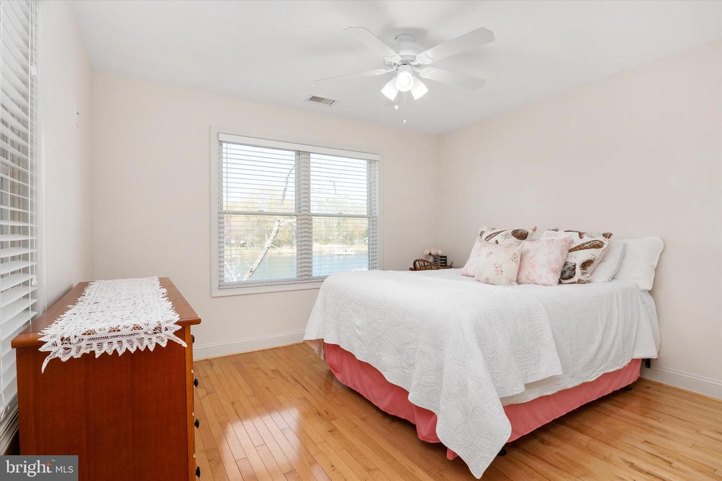 5936 Sneed Drive photo 33