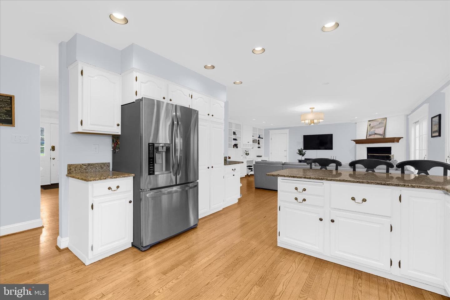 962 Coachway photo 15