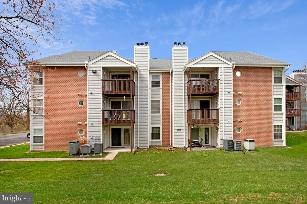6803 White Water Way #101 photo 33