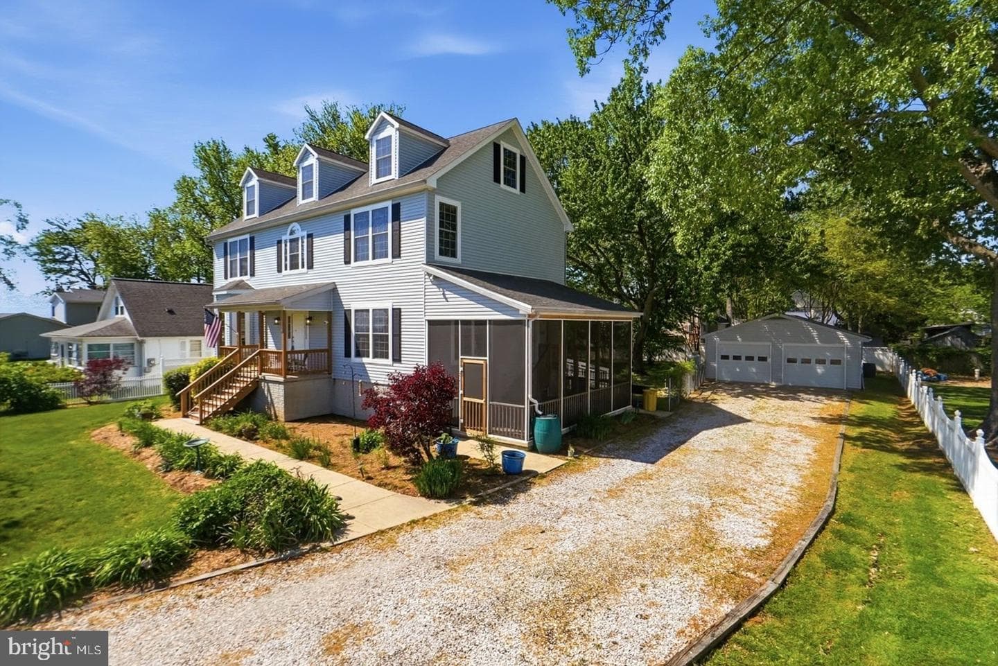 5566 Franklin Boulevard photo 2