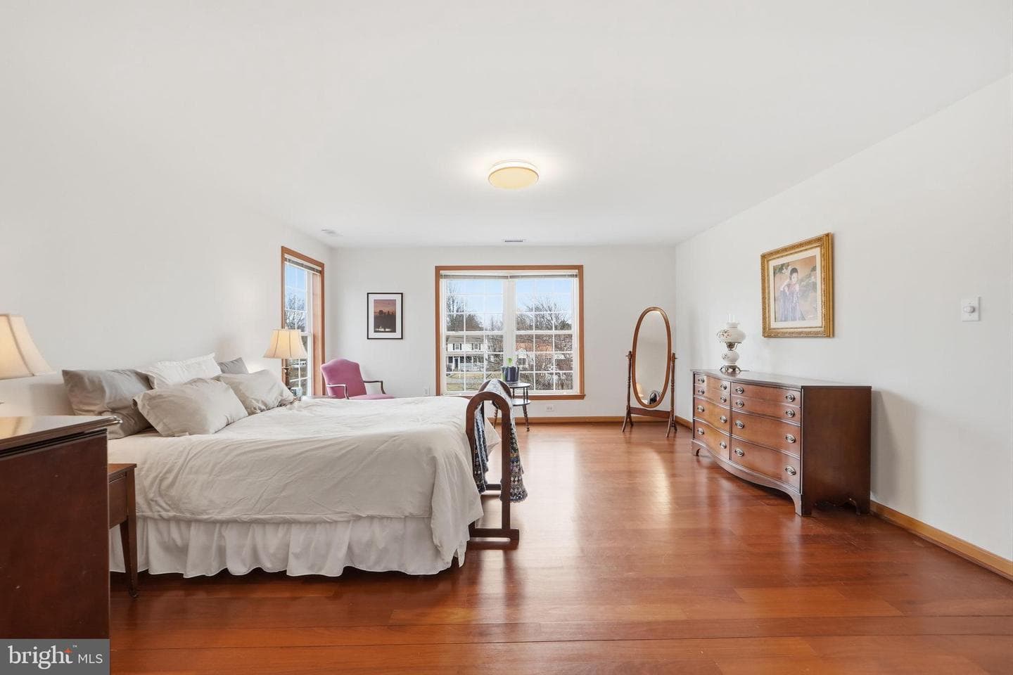 5566 Franklin Boulevard photo 27