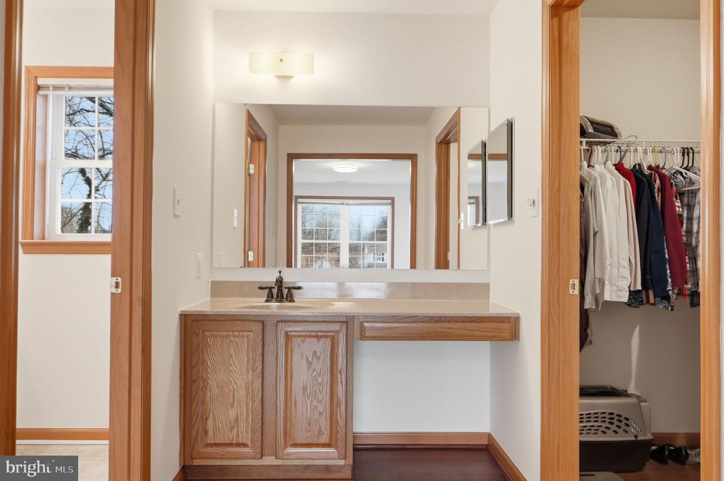 5566 Franklin Boulevard photo 30