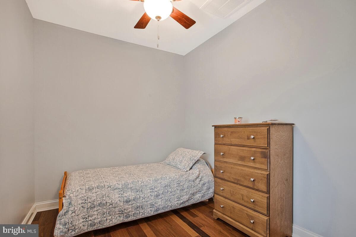 201 Charles Road photo 24