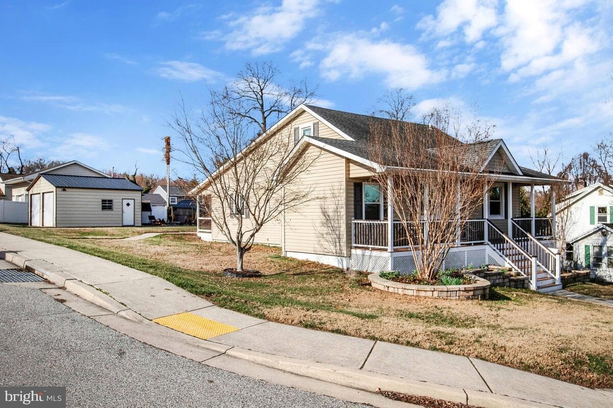 201 Charles Road photo 4