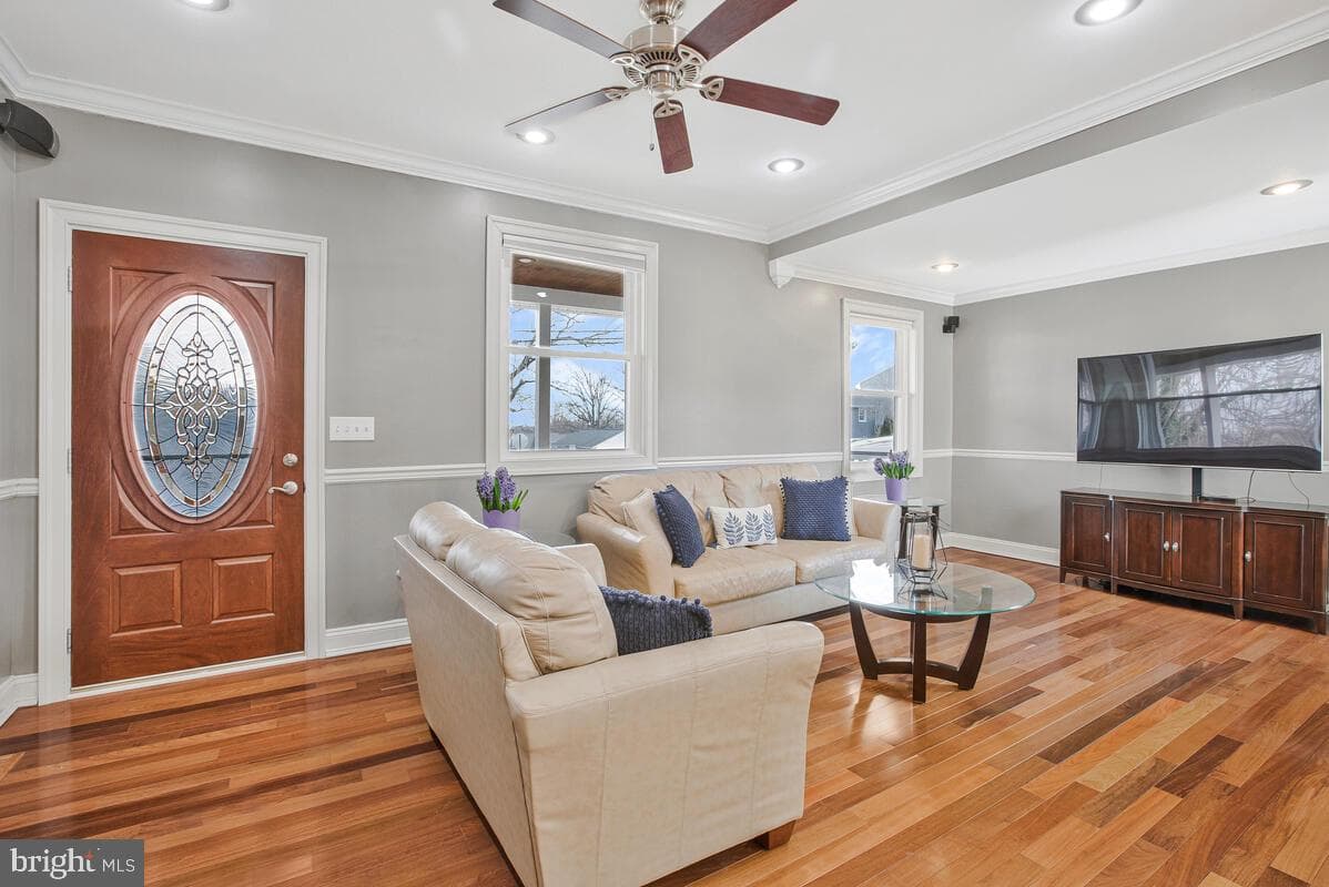 201 Charles Road photo 8
