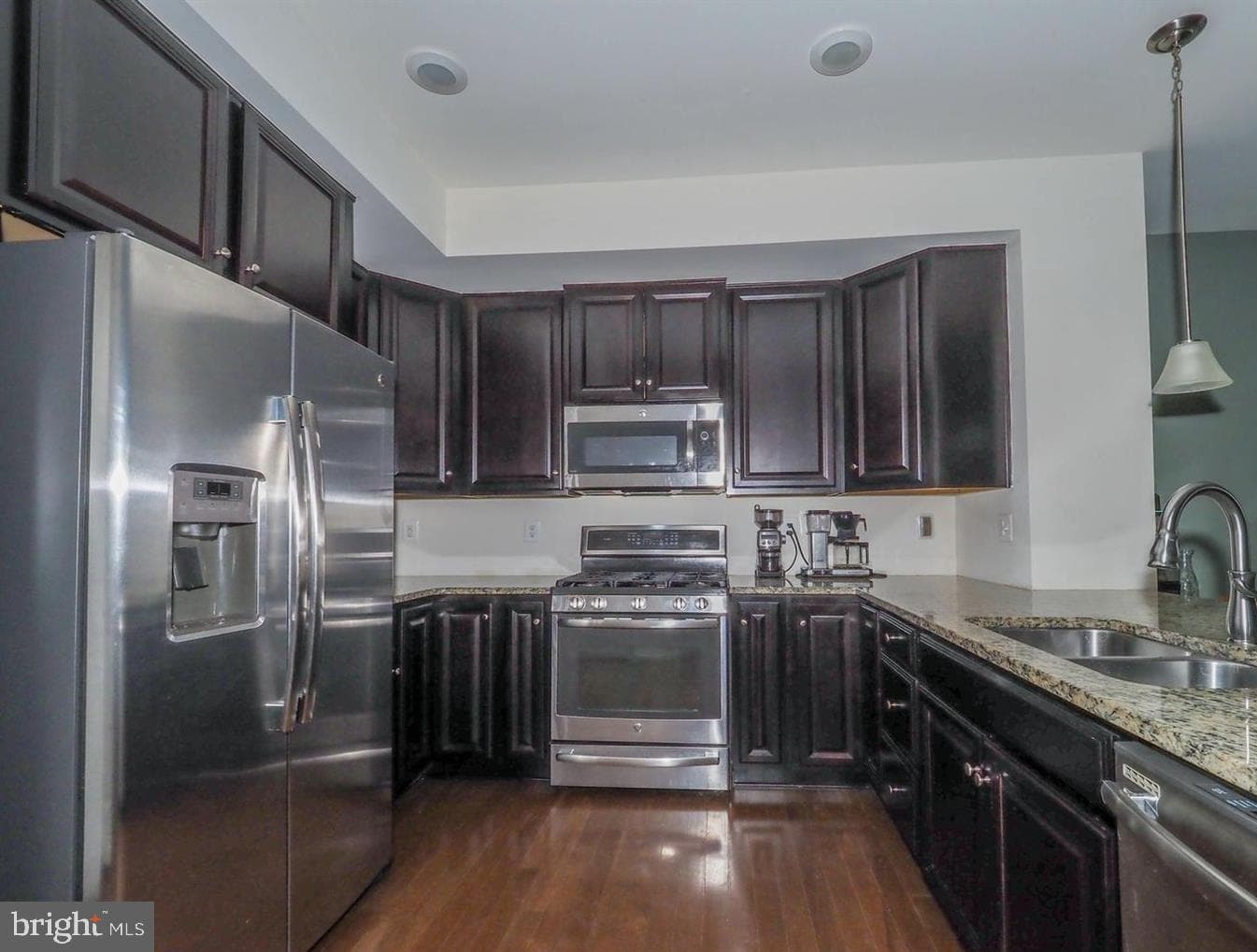 8021 Orchard Grove Road photo 5