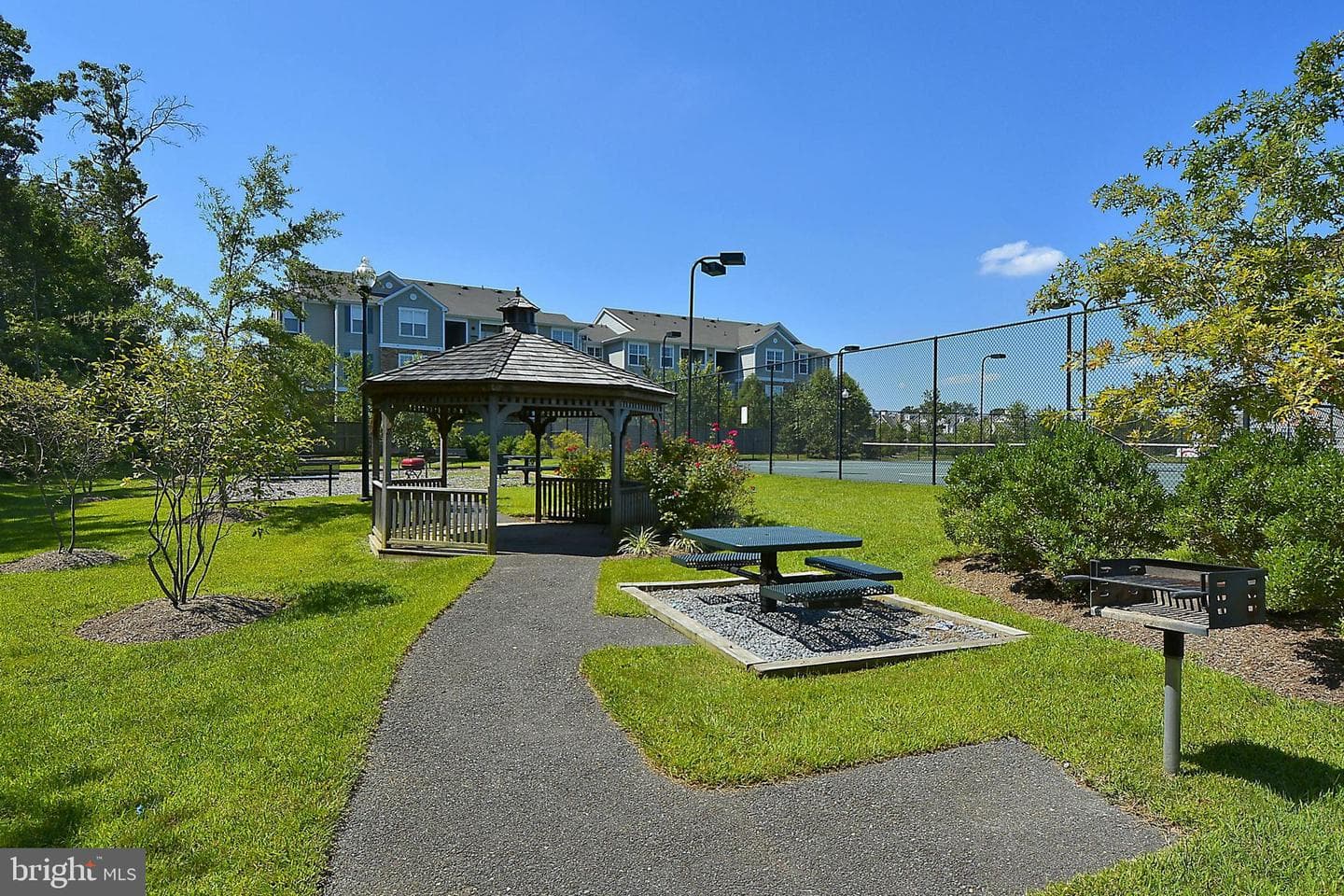 1961 Camelia Court photo 27