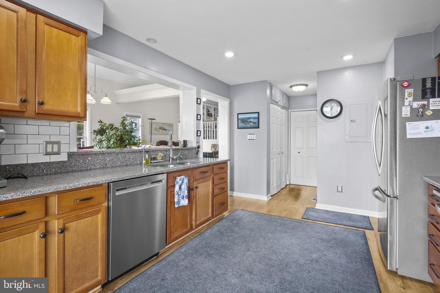 4728 Frederick Avenue photo 15