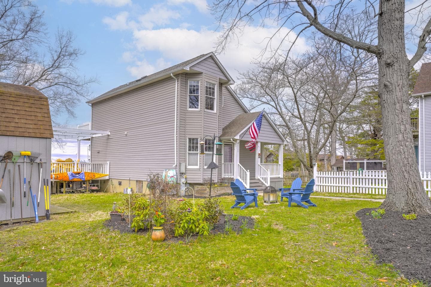 4728 Frederick Avenue photo 35