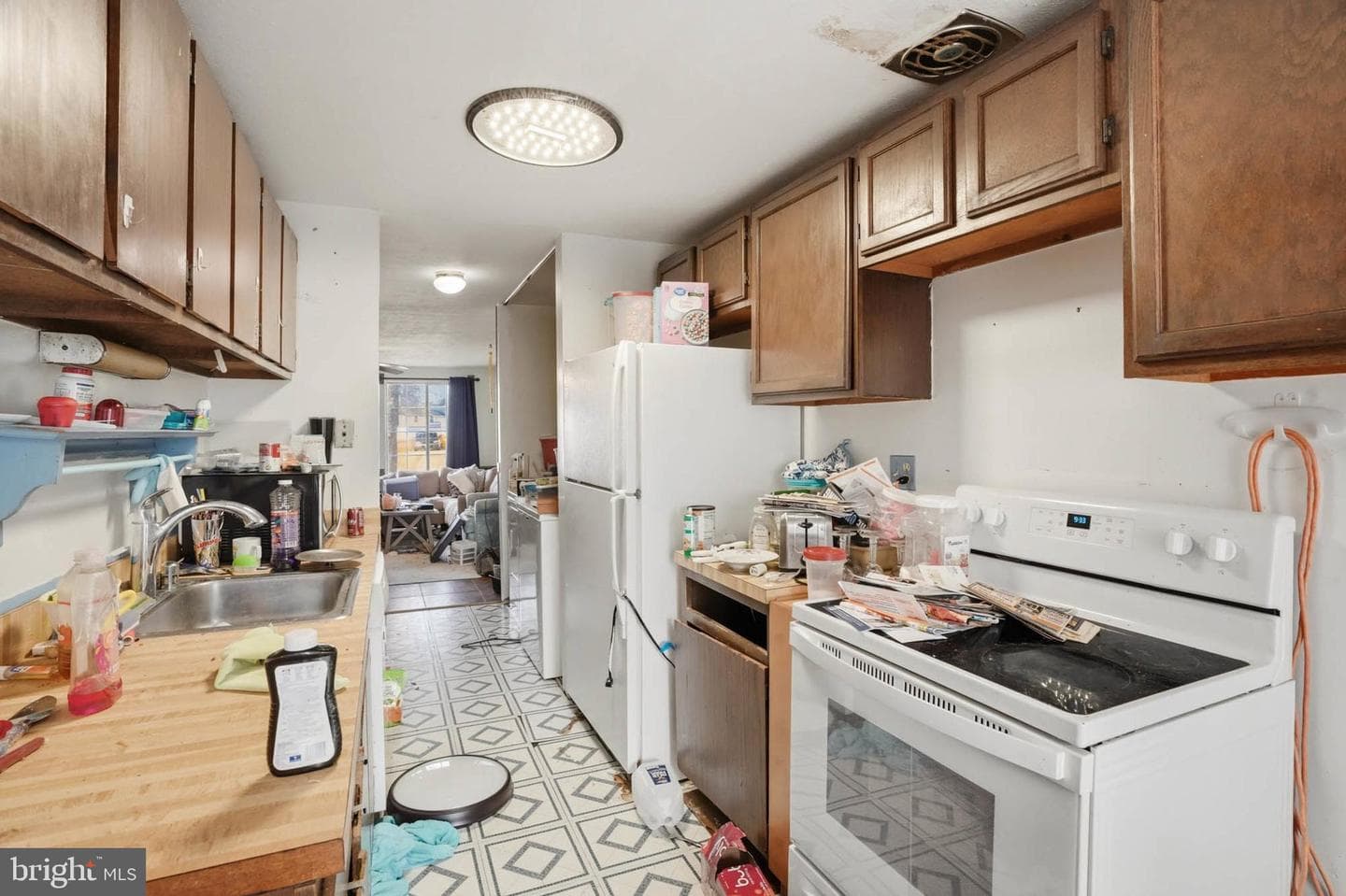 1359 Raleigh Drive photo 5