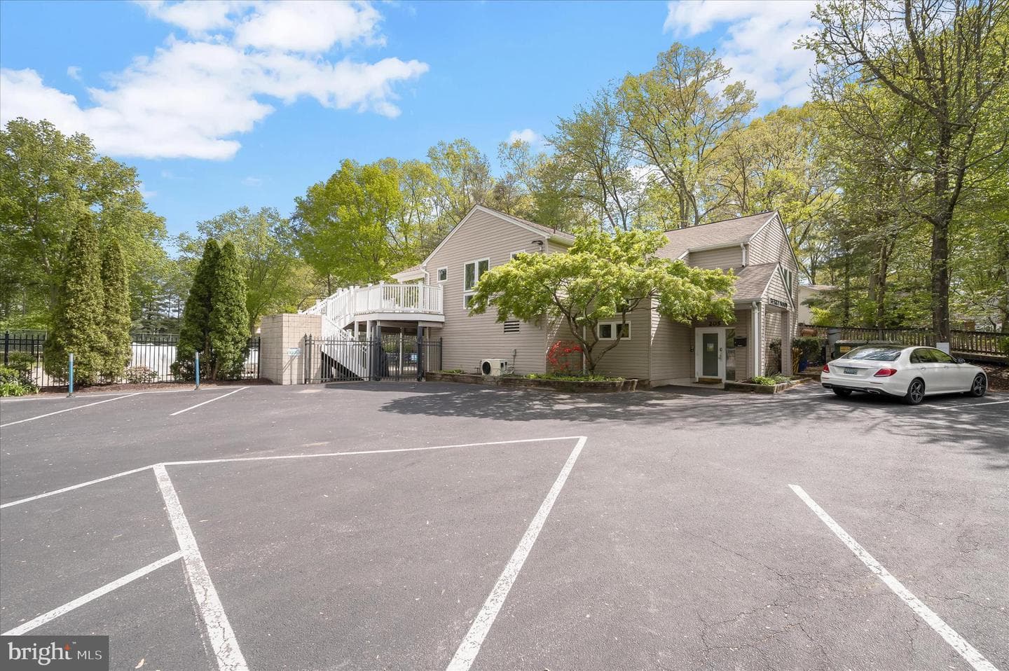 350 Hartman Drive photo 46