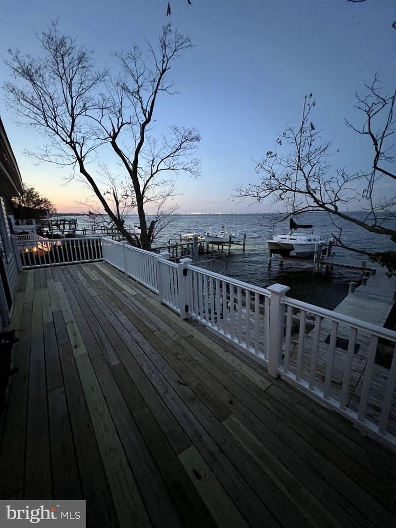2142 Lake Drive photo 21