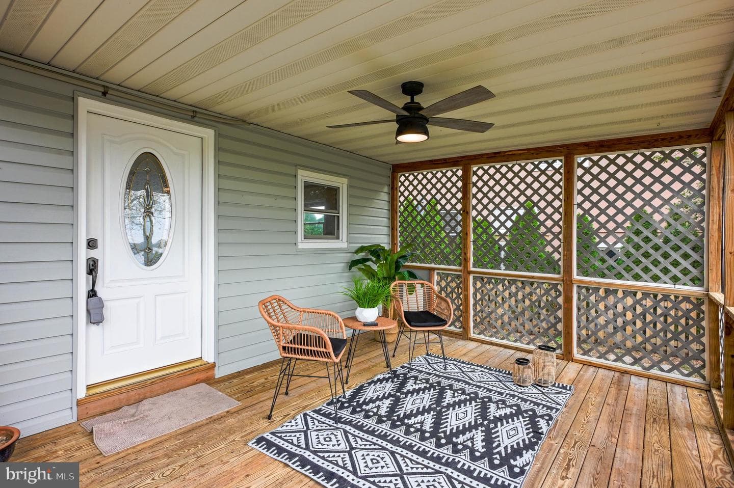 2142 Lake Drive photo 5