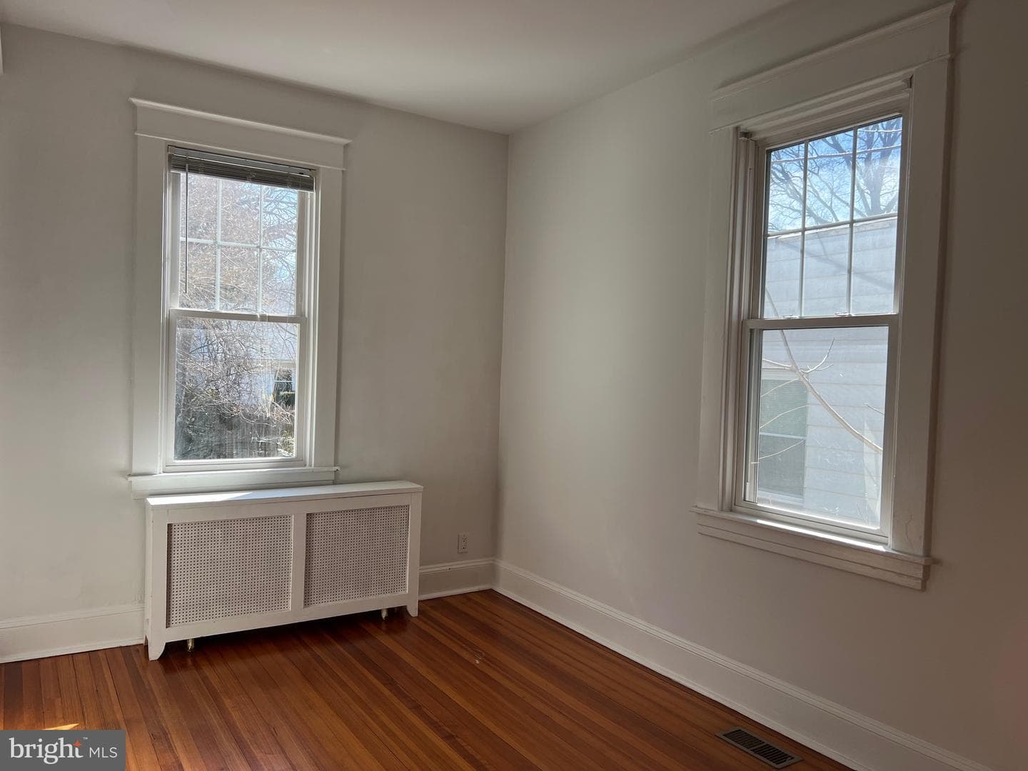 106 Linden Avenue photo 10