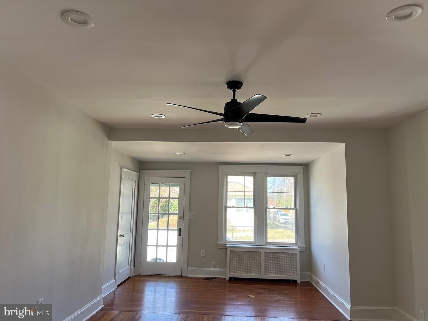 106 Linden Avenue photo 3