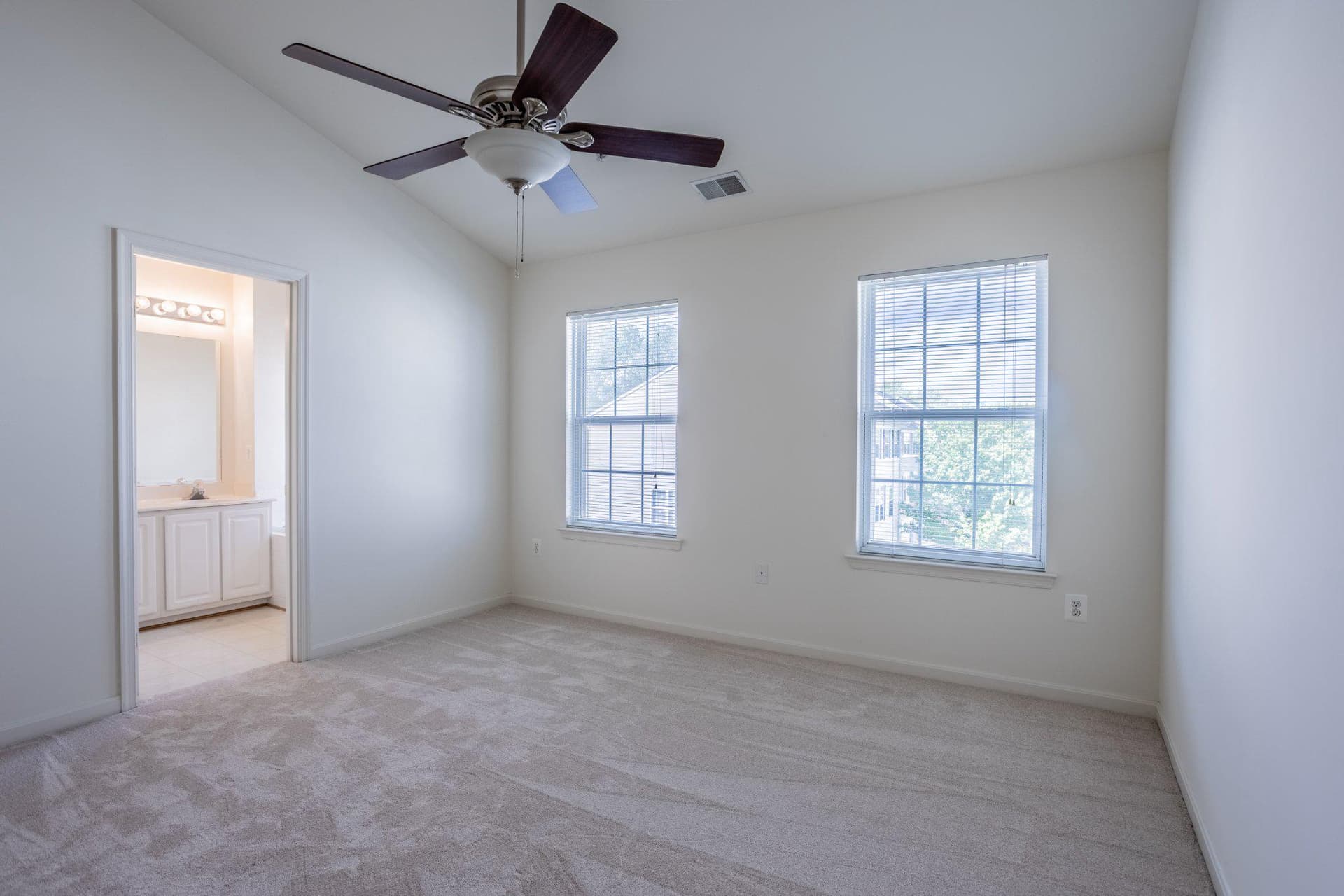 8031 Apple Valley Drive photo 30
