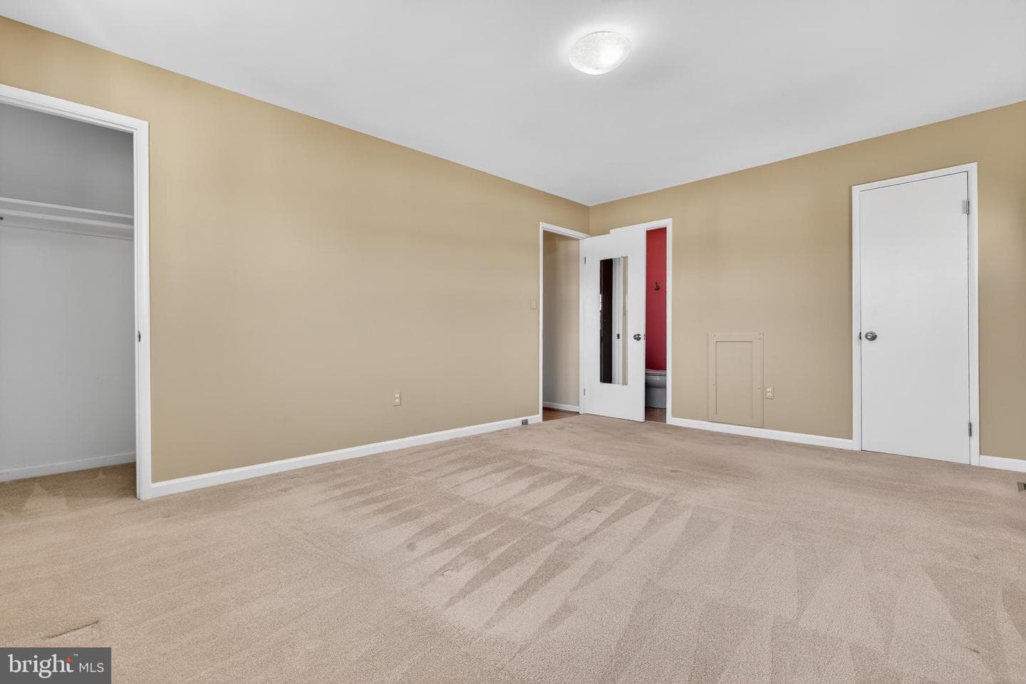 116 Crest Court photo 16