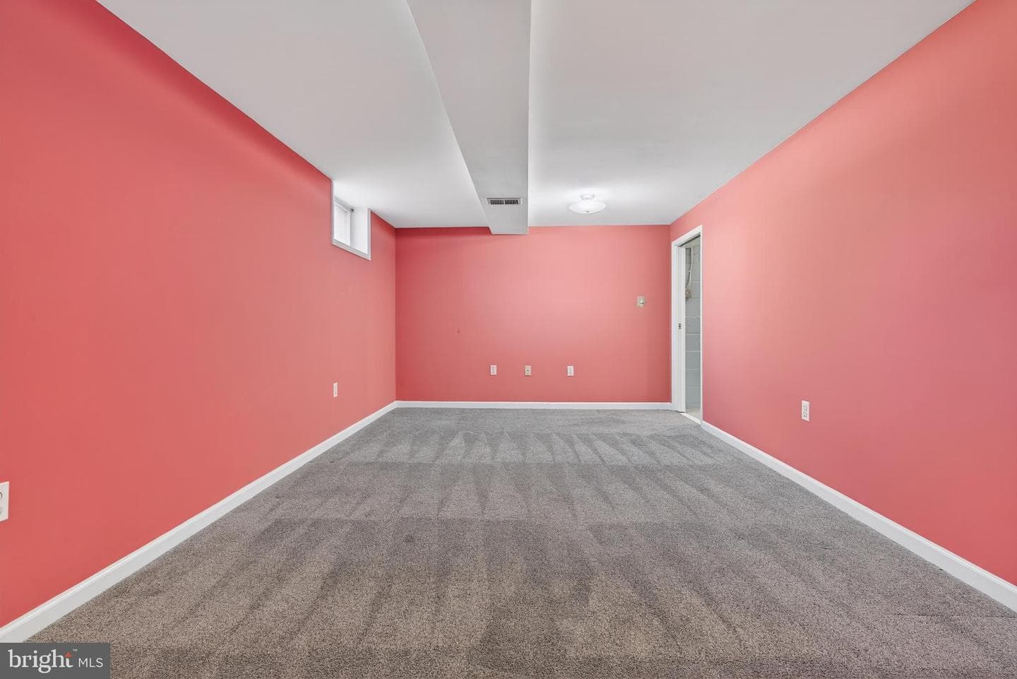 116 Crest Court photo 25