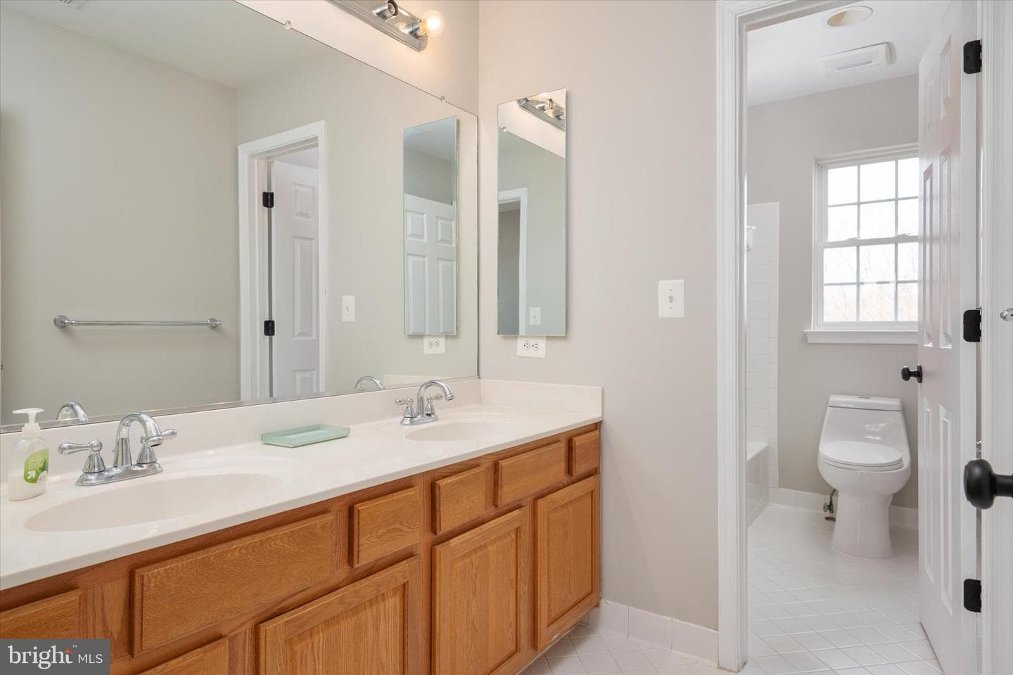 804 Colette Court photo 42