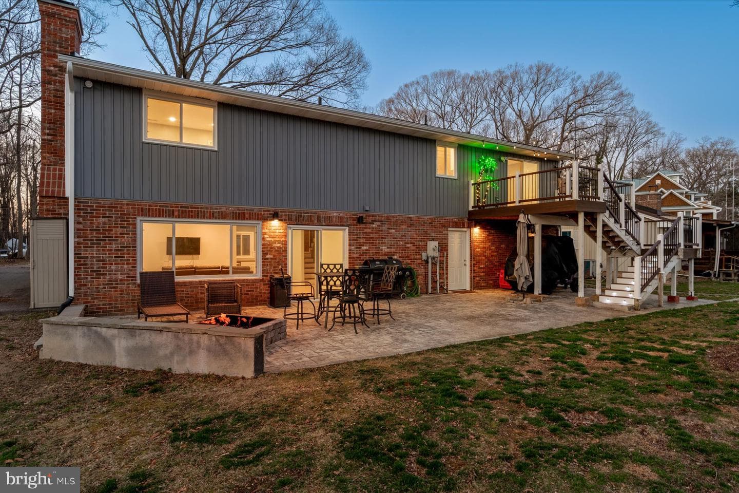 819 Elm Drive photo 32