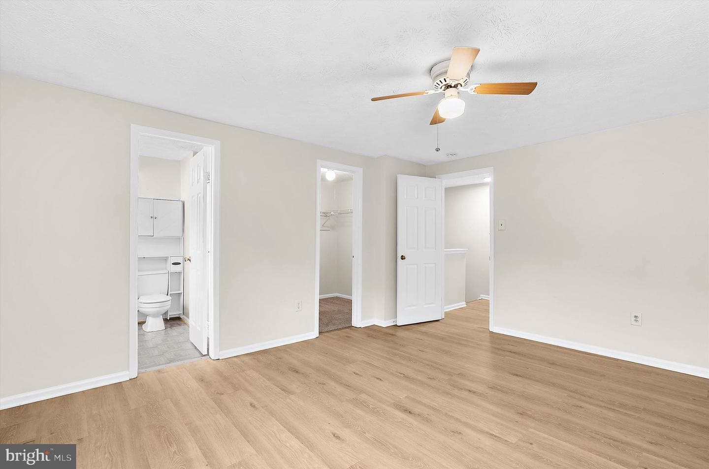 557 Bay Dale Court photo 26