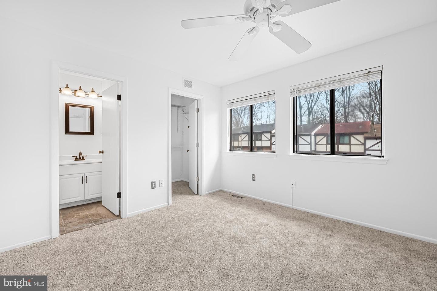 1233 Birchcrest Court photo 14